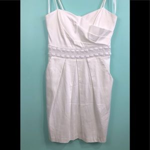 💕White mini dress with white waist embellis…